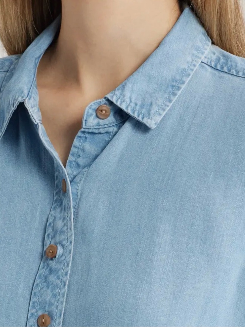 Tommy Bahama chambray o'lei relaxed womens shirt size Medium NWT - Picture 4 of 12